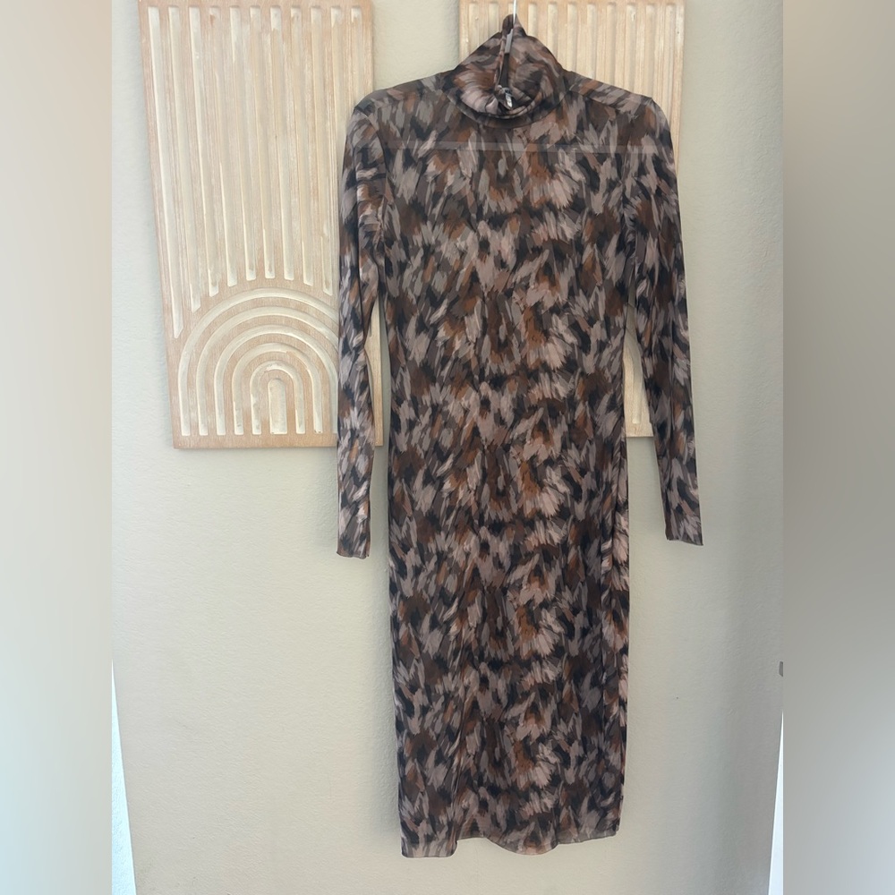Steve Madden Elegant Brown Patterned Sheer Long sleeved Dress